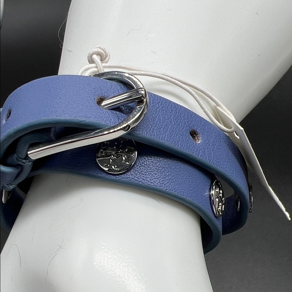 Tory Burch Double Wrap logo Stud Blue Leather Bracelet Silver Medallion NEW - Picture 7 of 9
